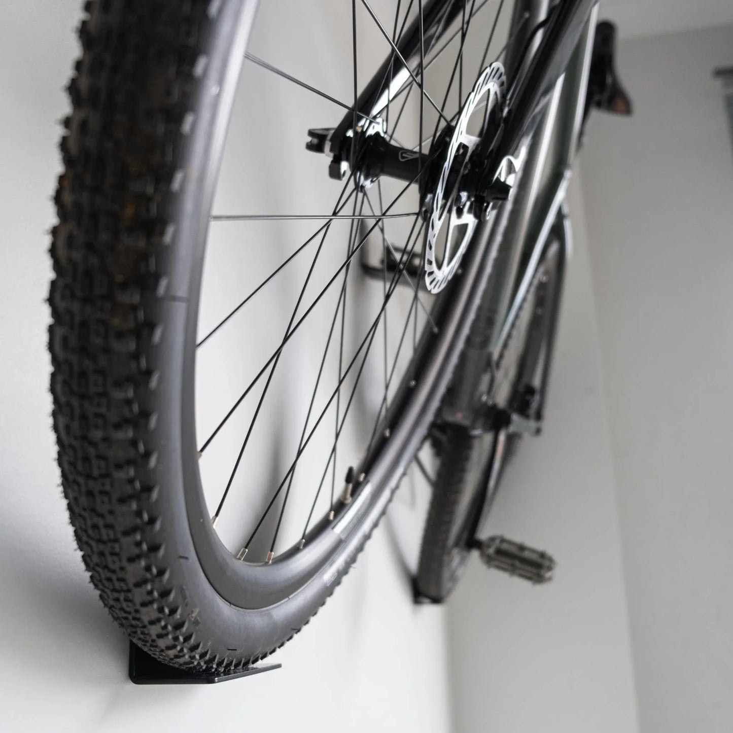 🚴‍♂️ Bikeriser™ – Soporte de Bicicleta para Pared 2X1